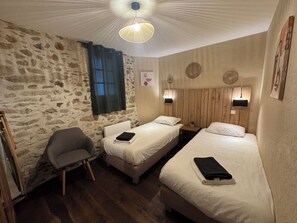 2 sovrum, strykjärn/strykbräda, resesäng och gratis wi-fi