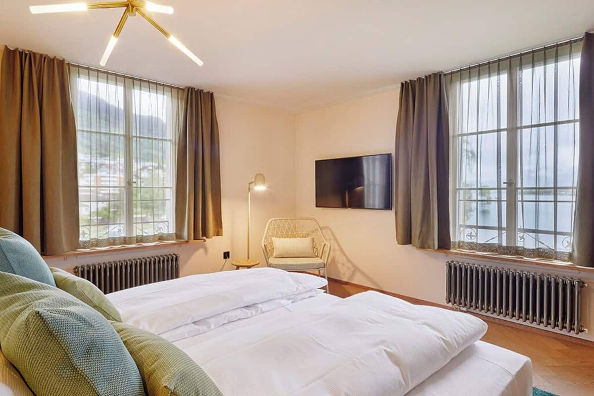 Comfort Double Room, Lake View | In-room safe, blackout drapes, free WiFi