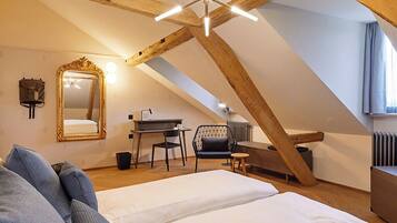 Comfort Double Room | In-room safe, blackout curtains, free cots/infant beds, free WiFi