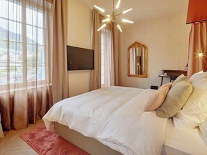 Chambre double | Coffre-fort, rideaux d’obscurcissement, lit de bébé (gratuit)