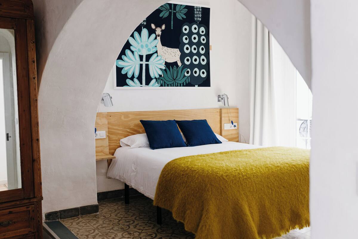 Double Room, Balcony, City View | In-room safe, blackout curtains, iron/ironing board (on request)