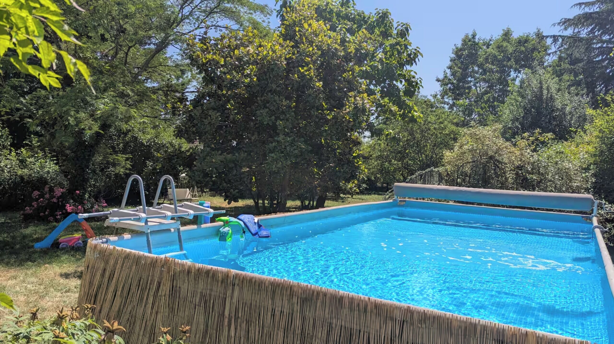 Piscine extérieure, piscine chauffée