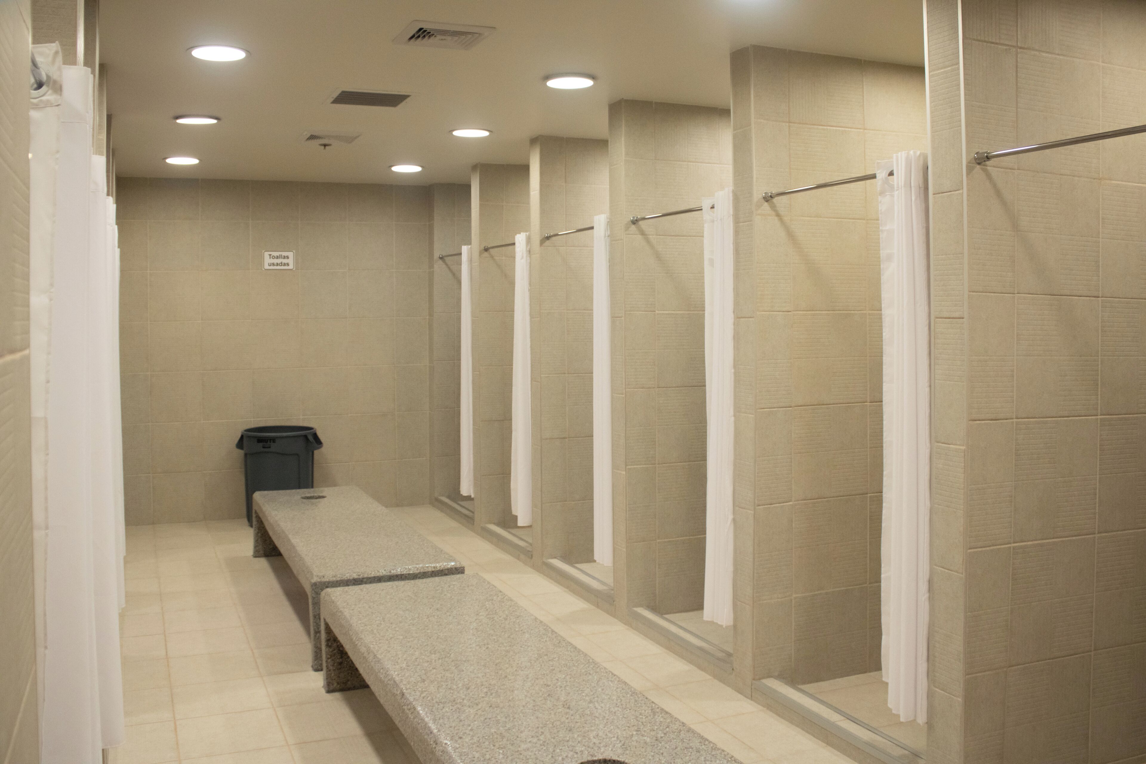 淋浴设施、毛巾、肥皂