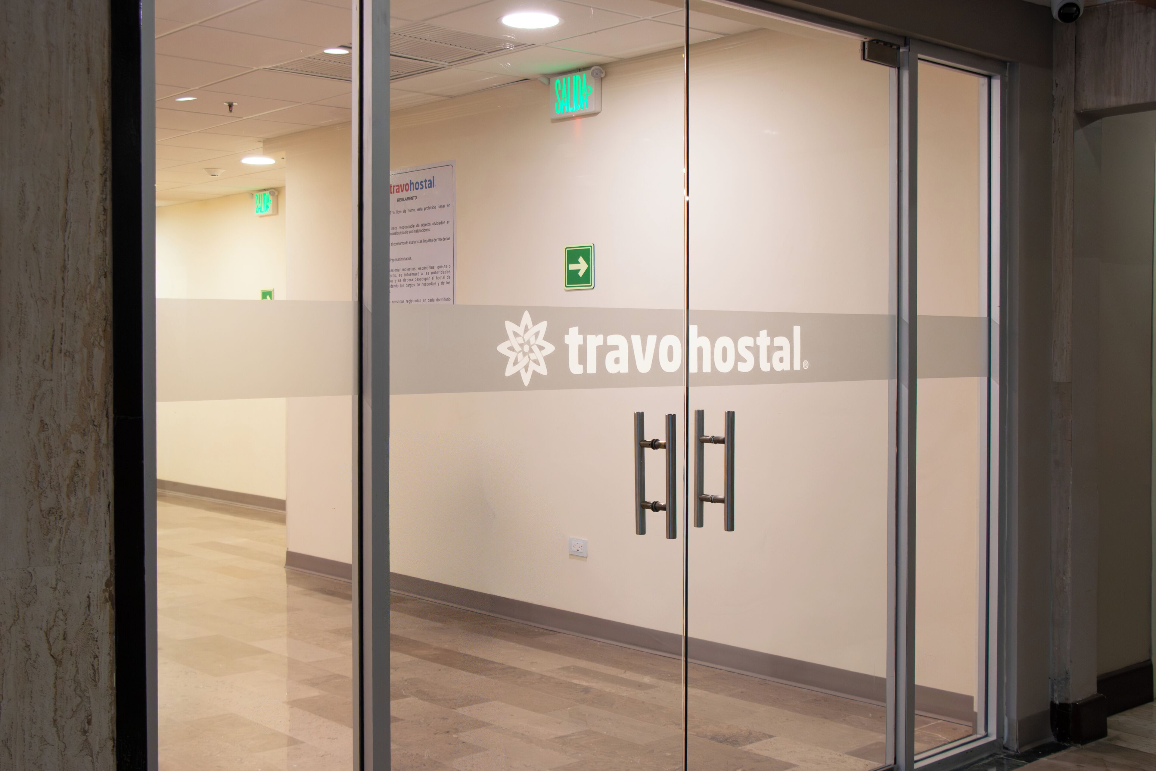 المنشأة من الخارج