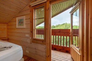 4 slaapkamers, een strijkplank/strijkijzer, wifi, beddengoed
