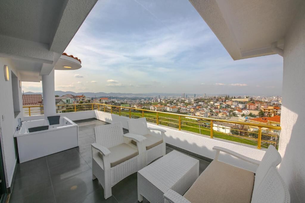 皇家客房, 陽台, 山景 | 露台/庭院