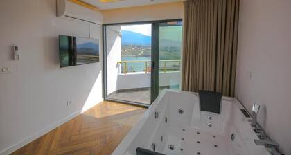 Murati Lake View Hotel