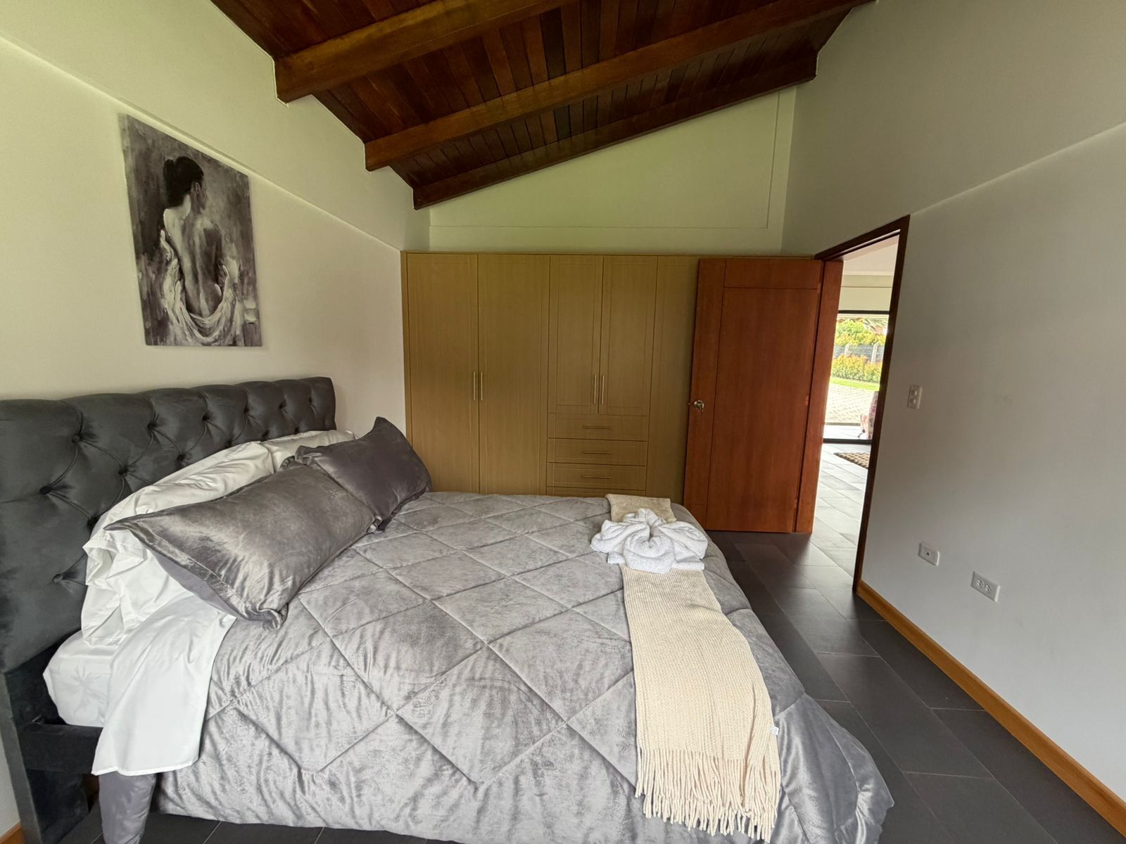 2 habitaciones, internet y ropa de cama 