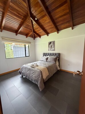 2 slaapkamers, internet, beddengoed