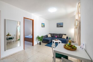 TV, video games - Apartment 'Brisa De Mar' with Mountain Views, Balcony, and Wi-Fi (Puerto de Naos)