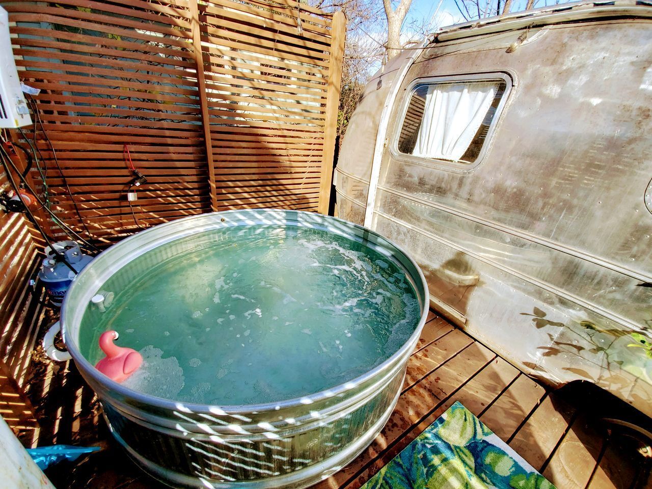 Bain à remous extérieur