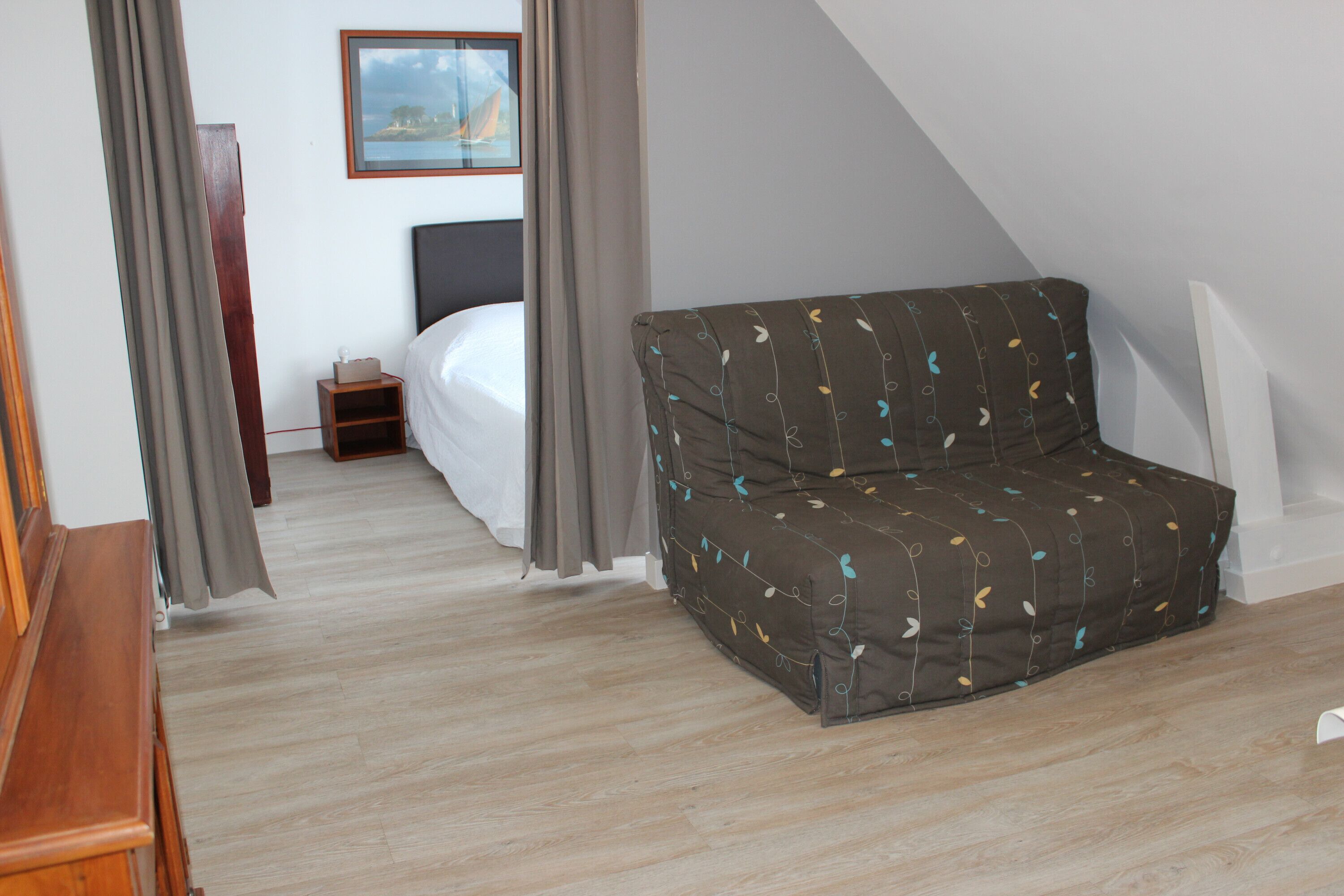 1 chambre, fer et planche à repasser, Wi-Fi, draps fournis