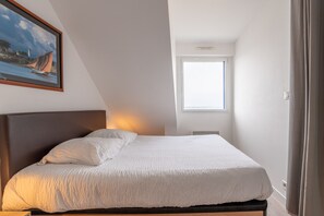 1 bedroom, iron/ironing board, WiFi, bed sheets - Exceptional View, Gulf of Morbihan (Arzon)