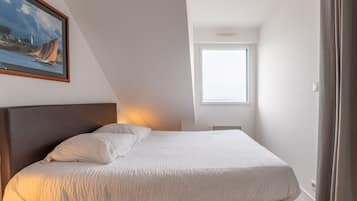 1 chambre, fer et planche Ă repasser, Wi-Fi, draps fournis