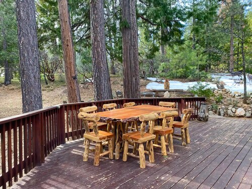 Charming 4-bedroom cabin with SPA and fitness room in Arnold