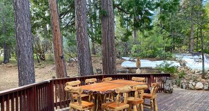 Charming 4-bedroom cabin with SPA and fitness room in Arnold