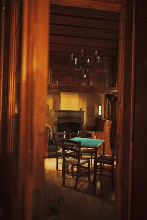 Dining - Villa Jolanda, a Garamonds Property (Brunate)