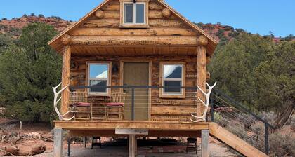 Pioneer Cabin South at Lion Mountain Retreat, Acres Surrounded by Public Land
