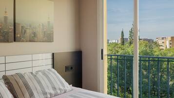 3 slaapkamers, een strijkplank/strijkijzer, wifi, beddengoed