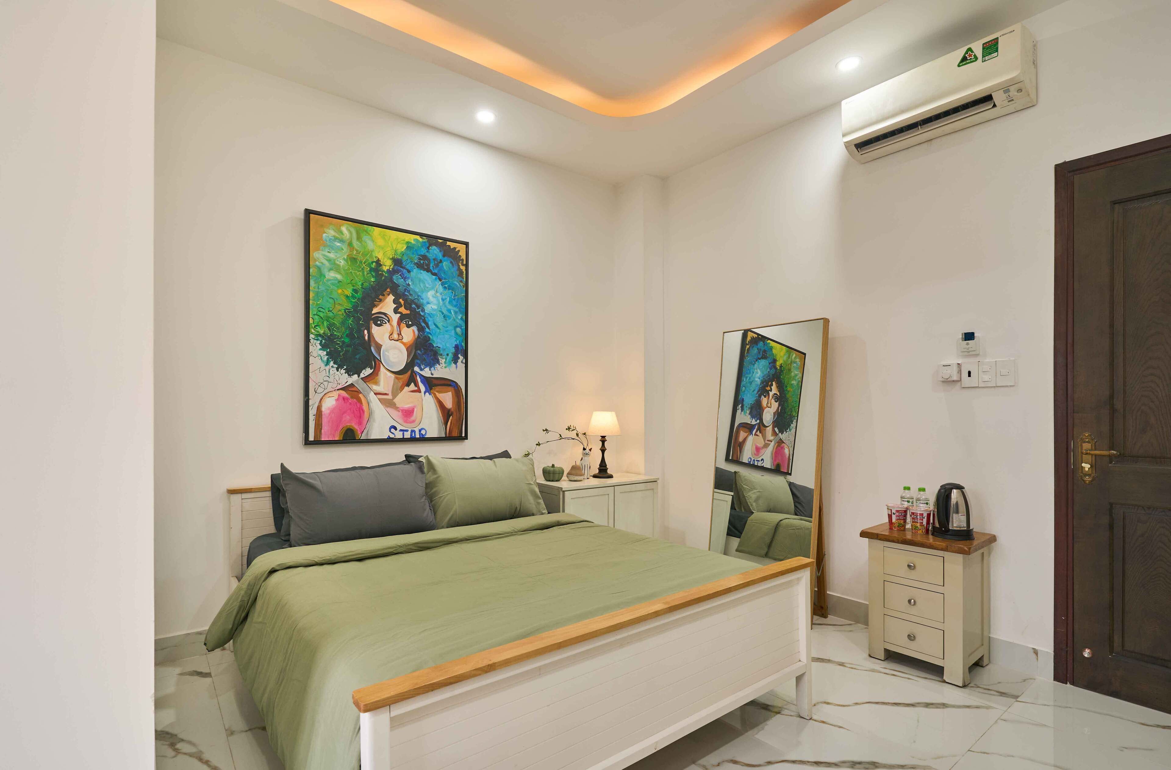 Deluxe Double Room, City View | Individually furnished, blackout drapes, soundproofing, free WiFi