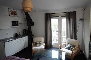 Interior - Sunny Seaside Getaway: A Short Walk to Beach and Dunes (Bergen aan Zee)