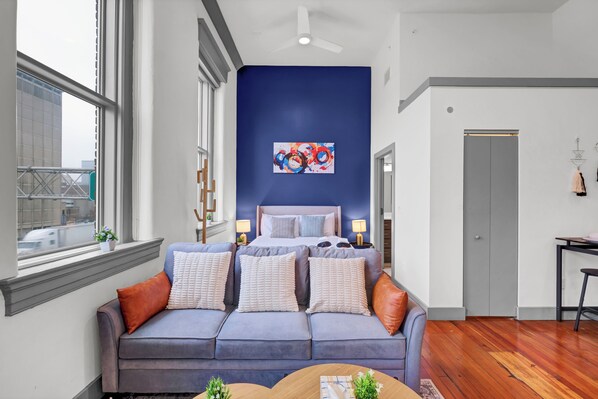 1 habitación, tabla de planchar con plancha, wifi gratis y ropa de cama 