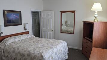 4 camere, ferro/asse da stiro, Wi-Fi, lenzuola