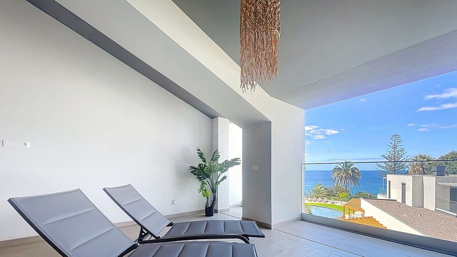 Acqua Beach by Atlantic Holiday