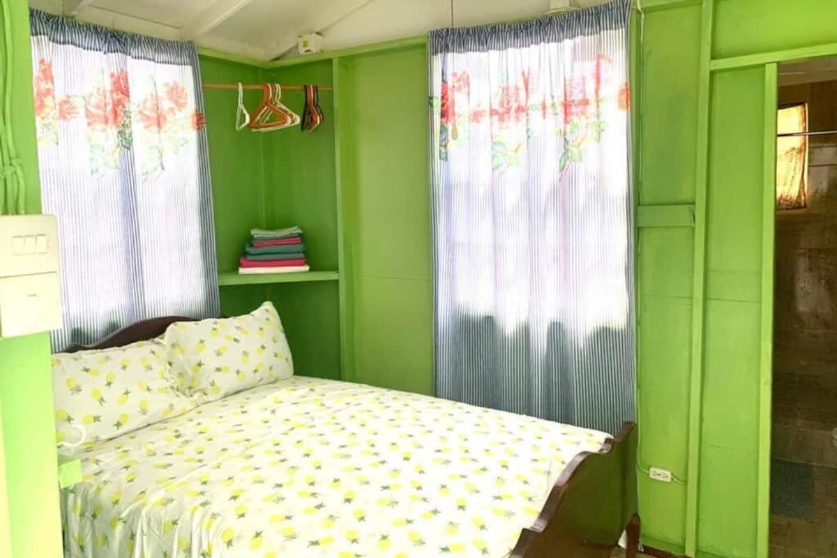 Basic Studio | Iron/ironing board, free WiFi