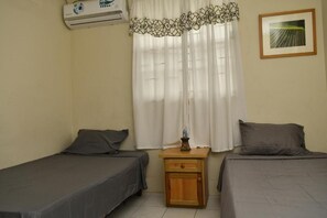 Casa, 3 habitaciones, patio | Tabla de planchar con plancha y wifi gratis