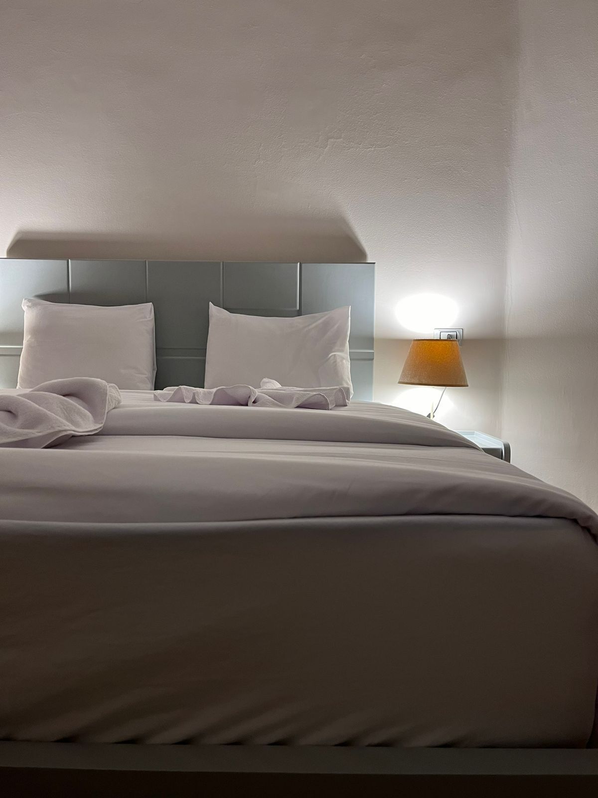 3 bedrooms, iron/ironing board, WiFi