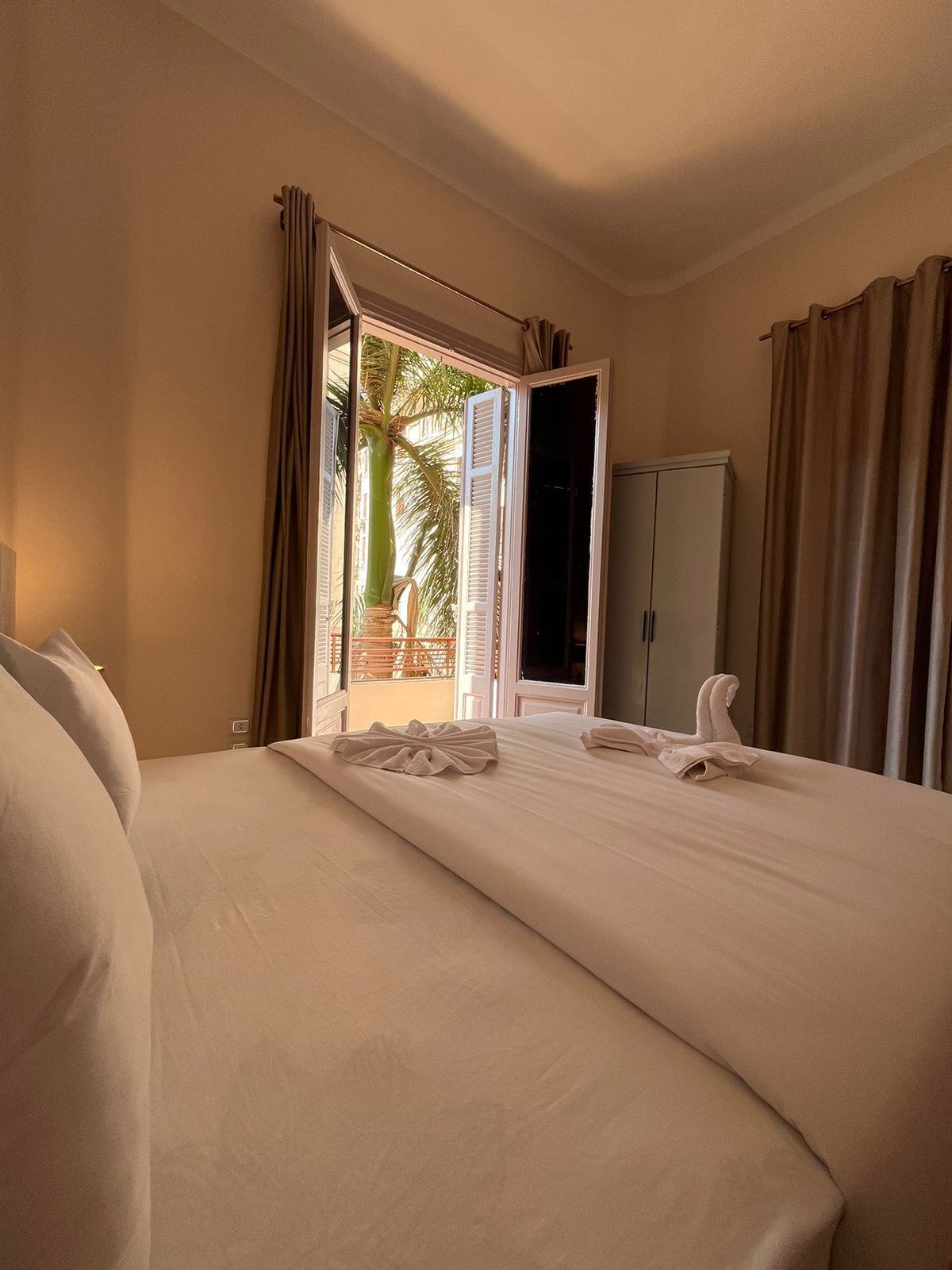 3 bedrooms, iron/ironing board, WiFi