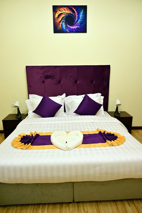 In-room safe, desk, blackout drapes, soundproofing