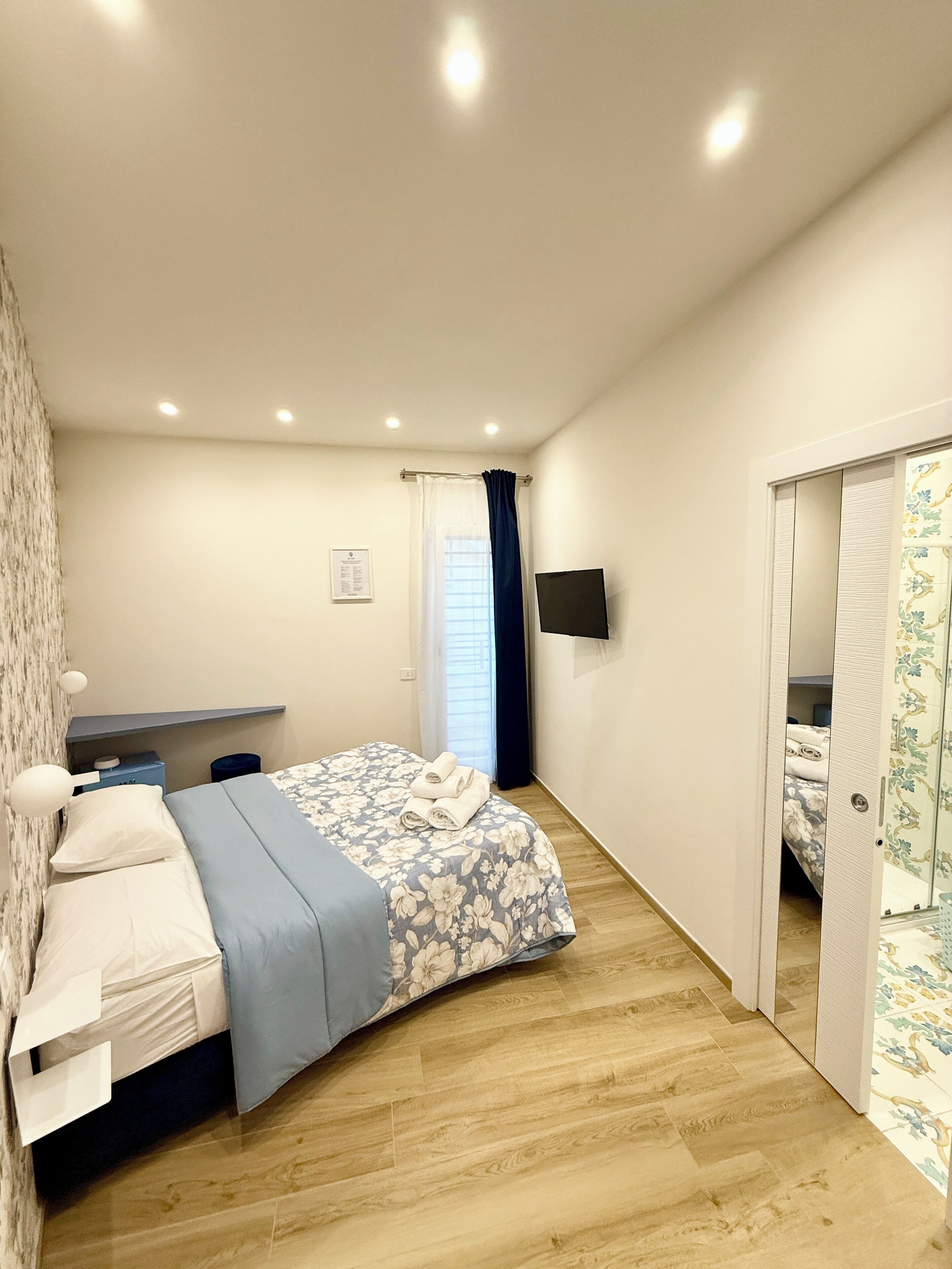 Double Room | Frette Italian sheets, premium bedding, down comforters