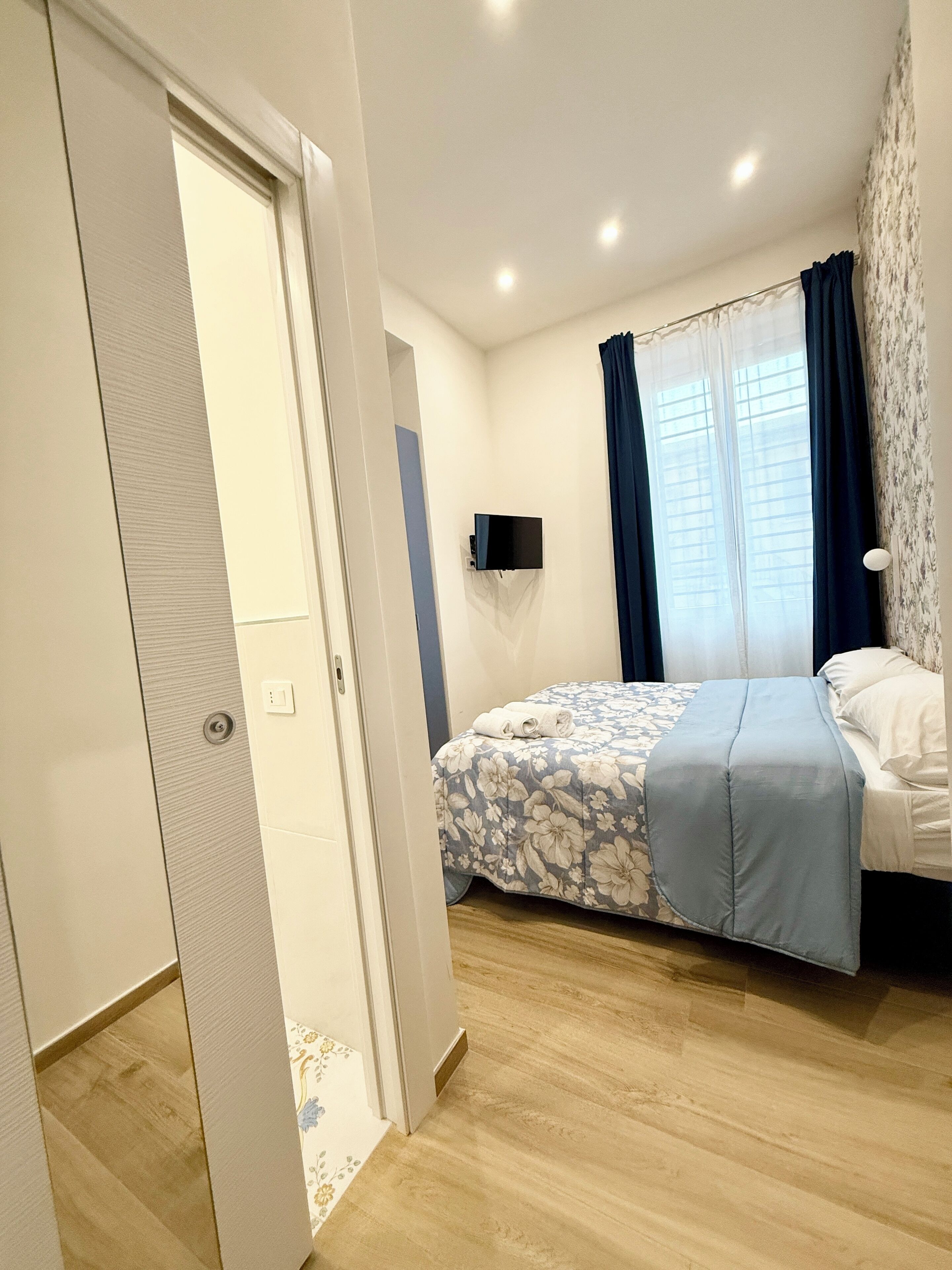 Camera letto king | Frette Italian sheets, premium bedding, down comforters