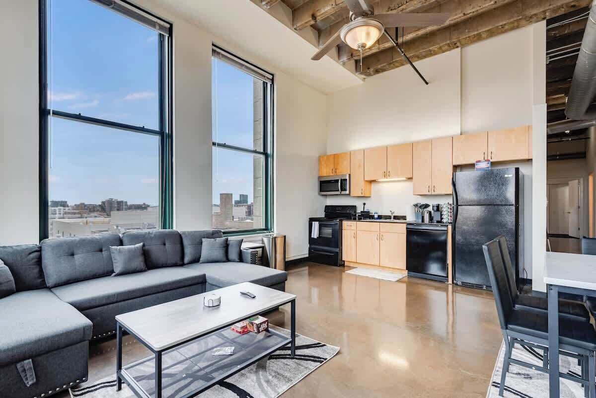 Télévision, espaces bureaux