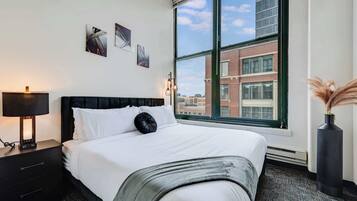 4 Schlafzimmer, Bügeleisen/Bügelbrett, Reisekinderbett, WLAN
