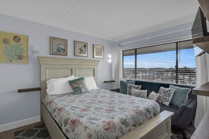 2 bedrooms, desk, iron/ironing board, WiFi - The Sun Kiss at The Cabana Ocean Views! (Carolina Beach)