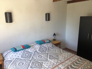 1 bedroom, free WiFi, bed sheets