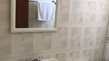 Sabonete, papel higiênico