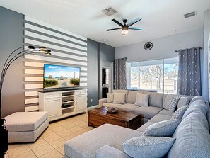 Fernseher, Tischtennisplatte