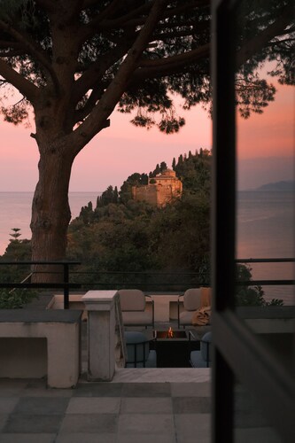 Villa Franca, a Garamonds Property