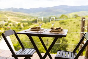 Comfort Chalet, Patio, Mountain View | Free WiFi - Decks Chalés (São Roque de Minas)