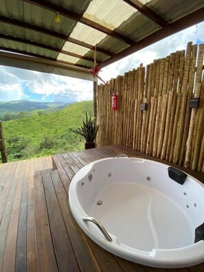 Family Chalet, Patio | Deep-soaking bathtub