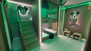 7 soverom, strykejern/-brett, wi-fi og sengetøy