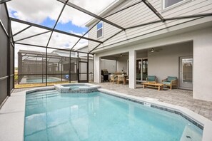 Luokittelematon kuva, 2 kautta 83, painike