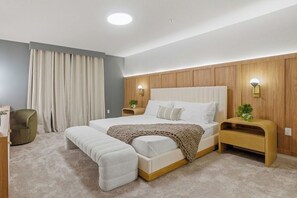 5 habitaciones, tabla de planchar con plancha, wifi y ropa de cama 