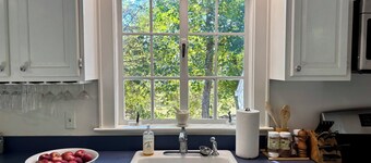 Tranquil 3-bedroom house with AC in charming Westport, Connecticut