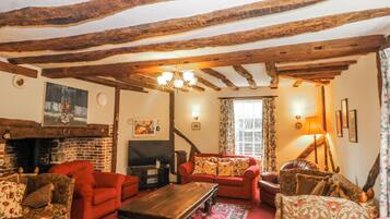Cottage | Living area