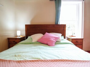 6 عدّة غرف نوم وبديكورات فريدة لكل غرفة وطراز فريد لكل وحدة